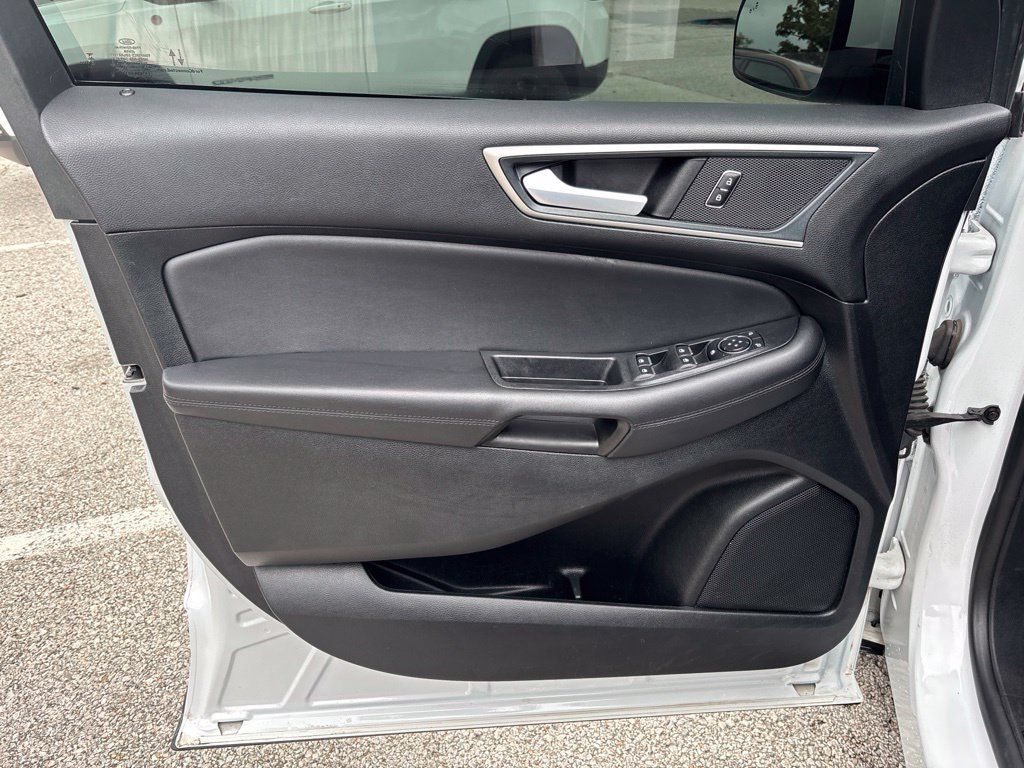 Used 2024 Ford Edge SEL AWD/4WD image 31
