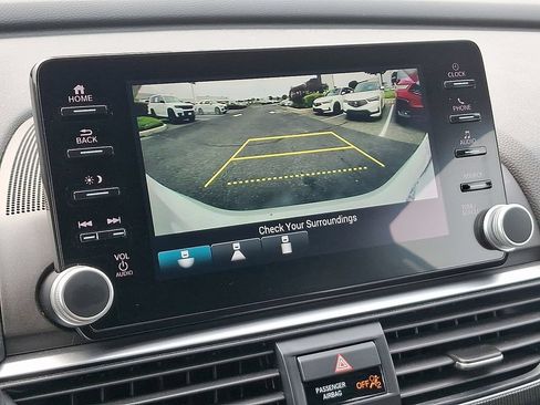 Used 2022 Honda Accord Sport image 18