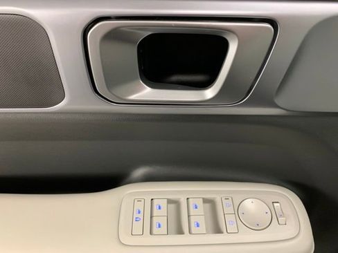 Certified 2026 Hyundai Santa Fe SEL FWD image 17