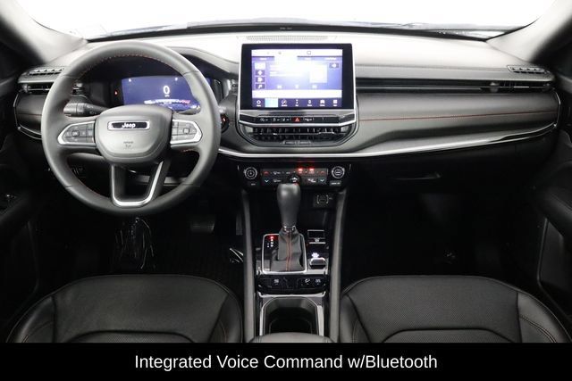 Used 2023 Jeep Compass Trailhawk w/ Trailhawk Elite Group AWD/4WD image 13