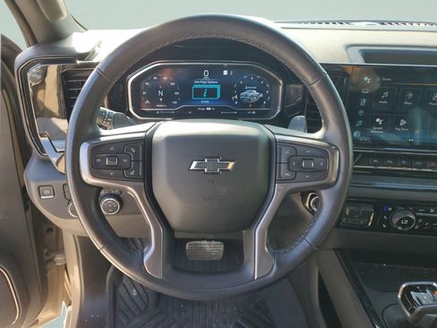 Used 2022 Chevrolet Silverado 1500 ZR2 image 15