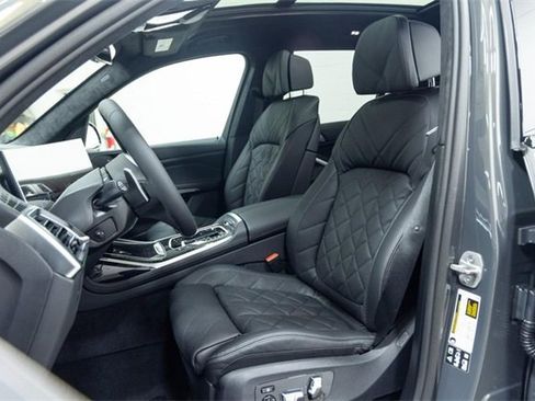 New 2026 BMW X7 xDrive40i image 24