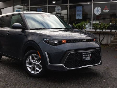 Used 2024 Kia Soul LX w/ Option Group 015 image 3