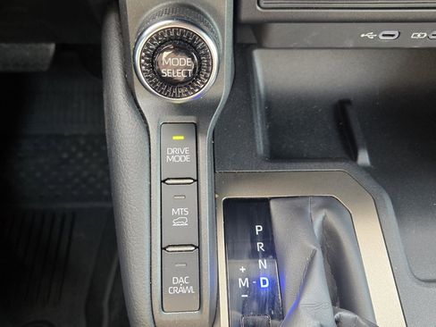 Used 2024 Toyota Land Cruiser image 22