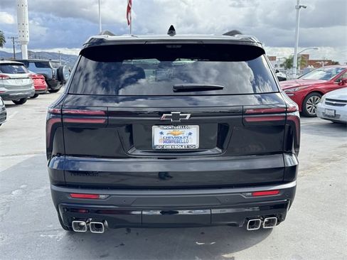New 2026 Chevrolet Traverse LT w/ Midnight/Sport Edition image 4