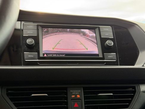 Certified 2024 Volkswagen Jetta S FWD image 18