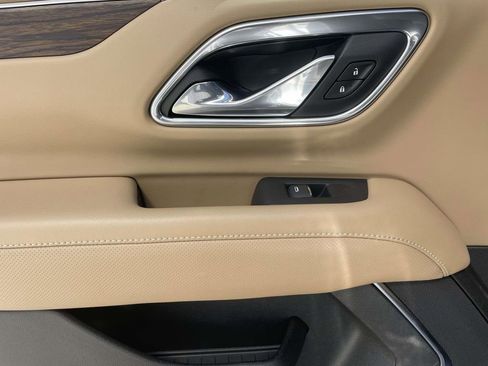 Used 2021 Chevrolet Tahoe Premier image 12