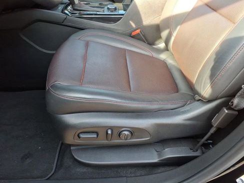 Used 2020 Chevrolet Blazer RS image 15