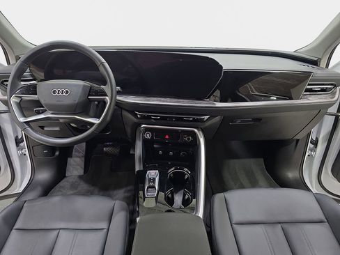 Used 2025 Audi Q5 Premium Plus w/ Premium Plus image 10