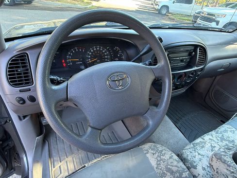 Used 2004 Toyota Tundra SR5 w/ TRD Off-Road Pkg AWD/4WD image 10