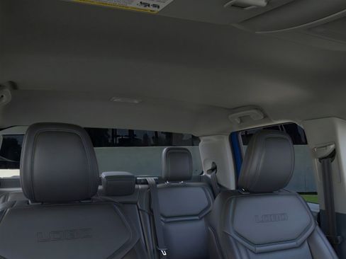 New 2025 Ford Maverick Lobo image 12