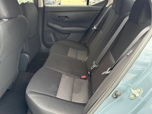 Used 2025 Nissan Sentra SV FWD image 37