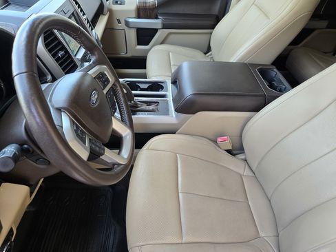 Certified 2018 Ford F150 Lariat w/ Equipment Group 502A Luxury RWD image 9