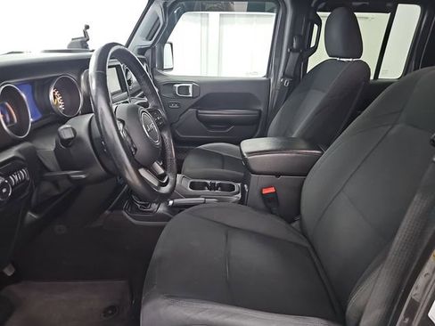 Used 2018 Jeep Wrangler Unlimited Sport S AWD/4WD image 36