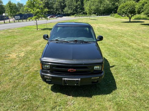 Used 1994 Chevrolet S10 Pickup 2WD Regular Cab image 11