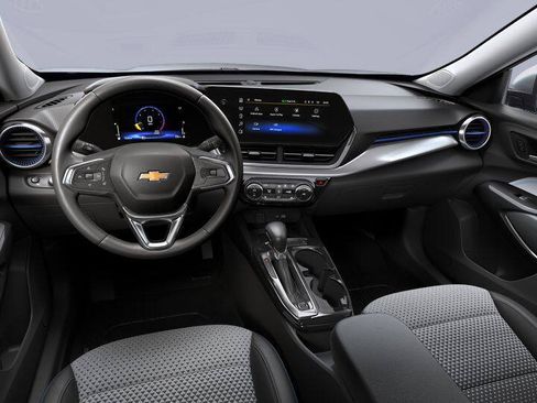 New 2025 Chevrolet Trax LT w/ Sunroof Package FWD image 56