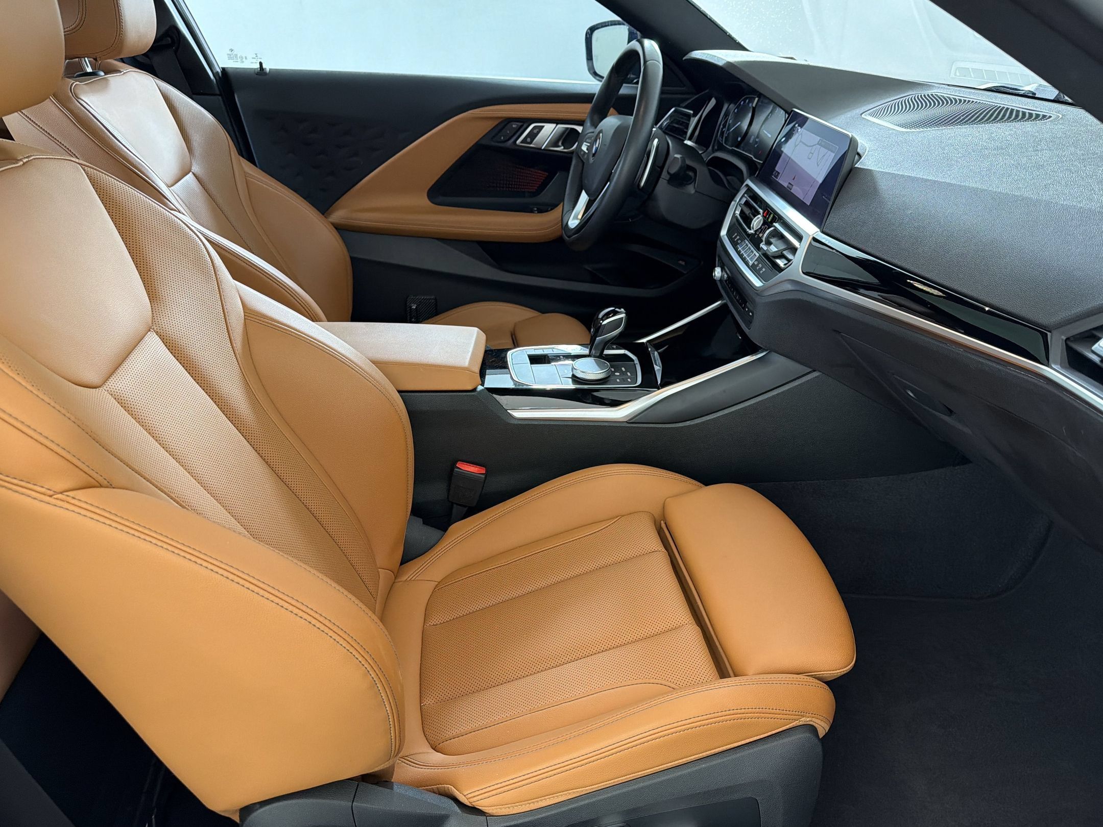 Used 2022 BMW 230i Coupe w/ Convenience Package RWD image 25