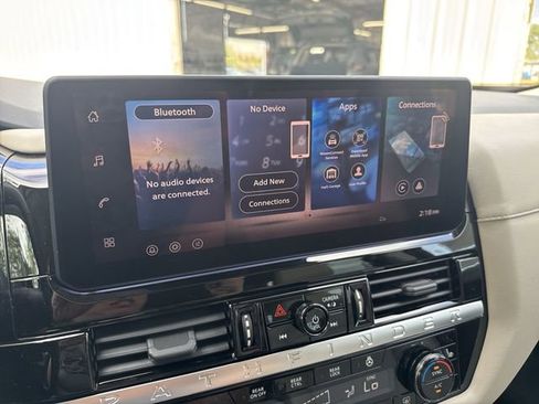 New 2026 Nissan Pathfinder SL AWD/4WD image 24