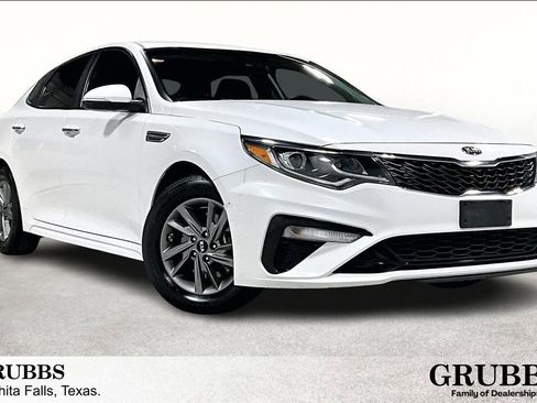 Used 2020 Kia Optima LX image 1