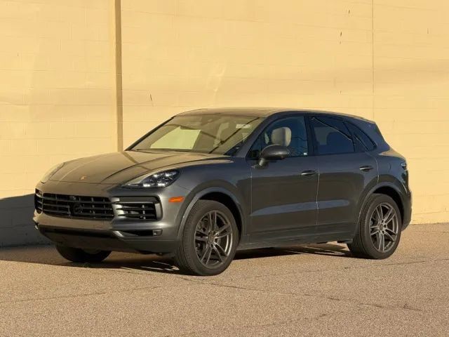 Used 2020 Porsche Cayenne AWD/4WD image 33