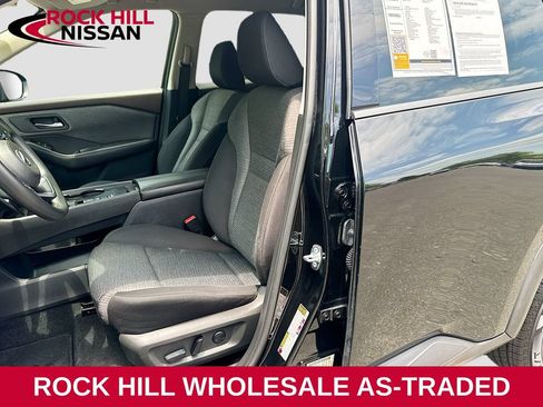 Used 2021 Nissan Rogue SV FWD image 19