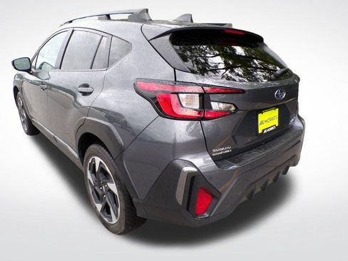 Used 2024 Subaru Crosstrek 2.5i Limited w/ Crosstrek Mirror Package AWD/4WD image 4