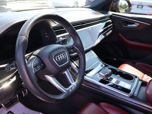 Used 2020 Audi SQ8 Prestige w/ Prestige Package AWD/4WD image 13