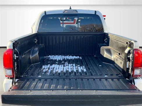 Used 2022 Toyota Tacoma SR5 w/ Technology Package image 24