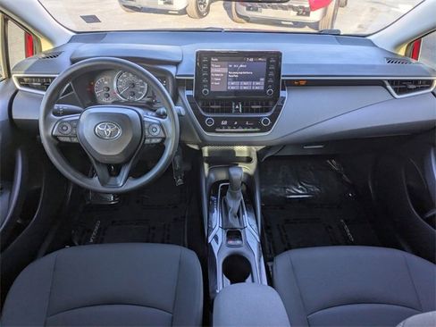 Used 2020 Toyota Corolla LE image 12