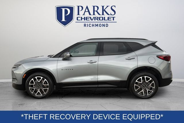 Used 2025 Chevrolet Blazer RS FWD image 5