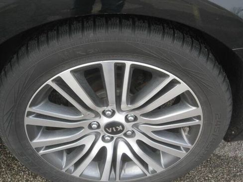 Used 2015 Kia Cadenza Premium w/ Luxury Package image 35