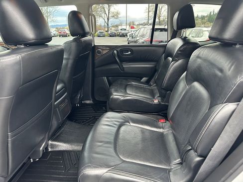 Used 2016 INFINITI QX80 4WD image 13