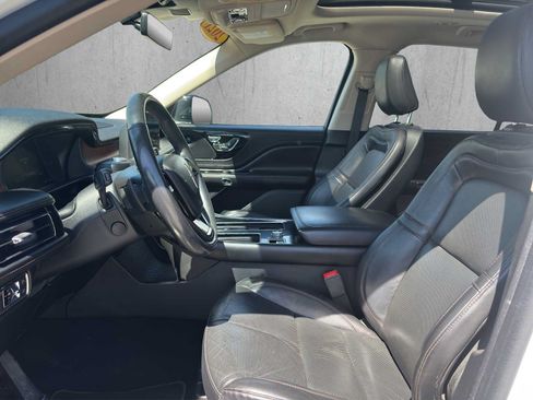 Used 2021 Lincoln Aviator Reserve RWD image 11