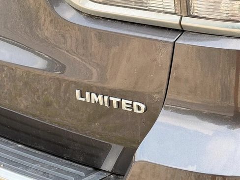 Used 2020 Jeep Grand Cherokee Limited w/ Luxury Group II AWD/4WD image 11