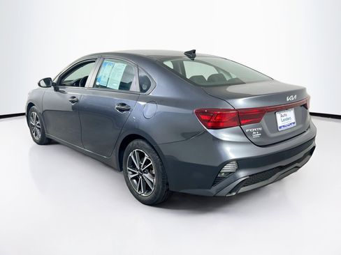 Used 2022 Kia Forte LXS image 7