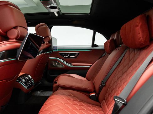 Used 2023 Mercedes-Benz S 580 4MATIC Sedan image 38