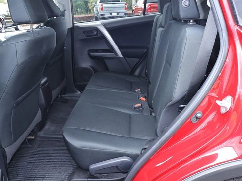 Certified 2018 Toyota RAV4 LE image 16