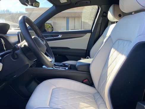 Certified 2025 Volkswagen Atlas Cross Sport SEL Premium R-Line image 12