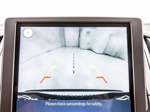 Used 2021 Ford Edge SE FWD image 14