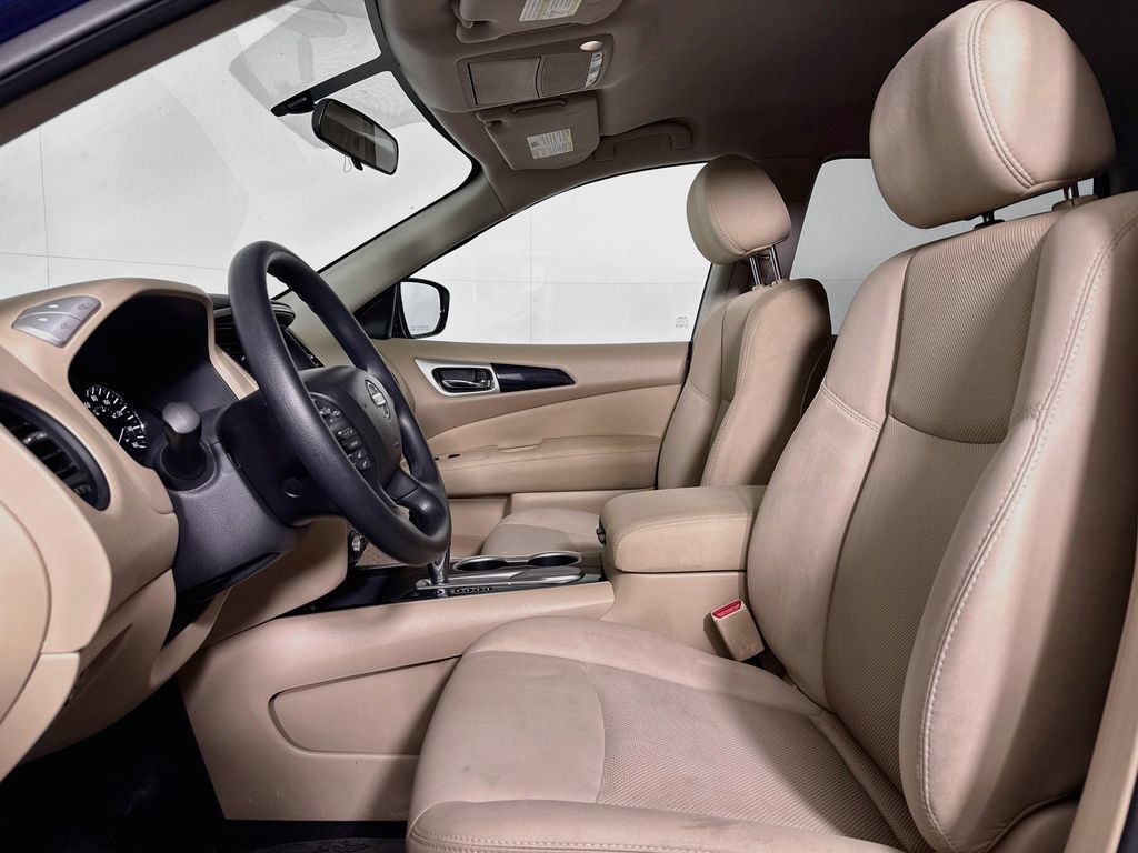 Used 2017 Nissan Pathfinder S FWD image 24