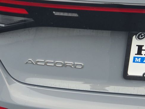 Used 2025 Honda Accord Touring image 7