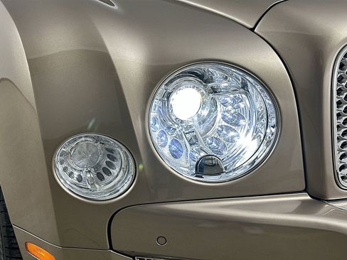 Used 2011 Bentley Mulsanne RWD image 42