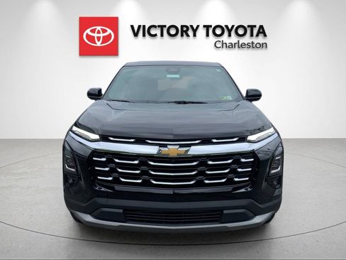 Used 2025 Chevrolet Equinox LT w/ Safety and Technology Package AWD/4WD image 8
