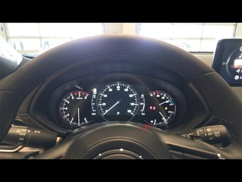 New 2025 MAZDA CX-5 Signature image 62