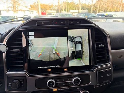 Used 2022 Ford F250 Platinum w/ Tremor Off-Road Package image 16