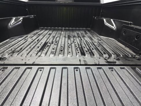 Used 2021 Toyota Tacoma SR w/ SR Convenience Package image 17