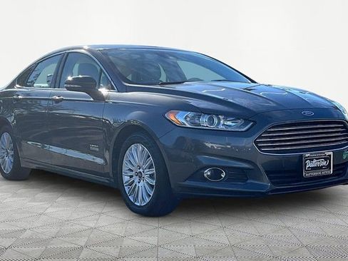 Used 2015 Ford Fusion Energi SE w/ Driver Assist Package image 5