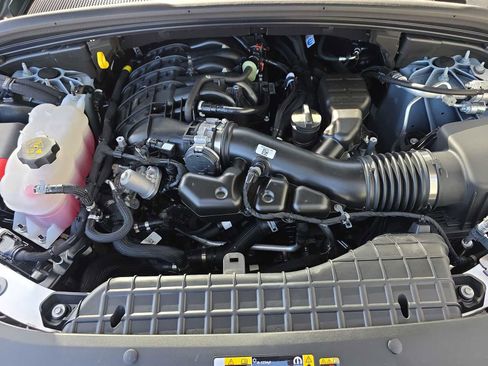 Used 2024 Jeep Grand Cherokee Limited w/ Luxury Tech Group II image 13