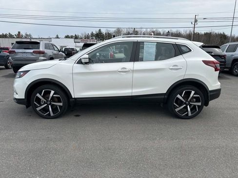 Used 2022 Nissan Rogue Sport SL image 4