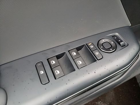 New 2025 Kia K4 LXS image 16